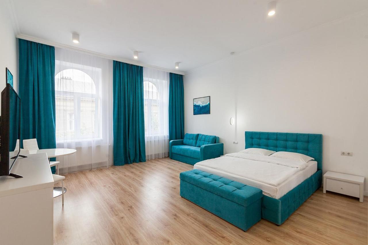 Leogrand Three Bedrooms Vip Apartments On Kniazia Romana 12 Lemberg Exterior foto
